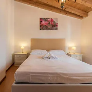 https://il-borgo-appartamenti-con-parcheggio.hotelinveneto.com